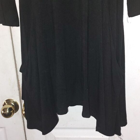 Trendyland Black shark bite flowy style dress with pockets Sz S - Picture 2 of 5